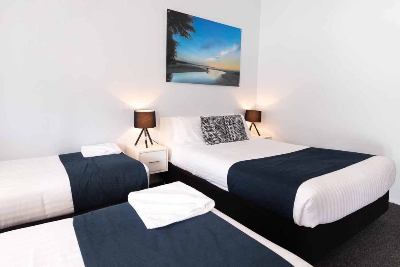 Bay Hotel Motel Bonnells Bay Esterno foto