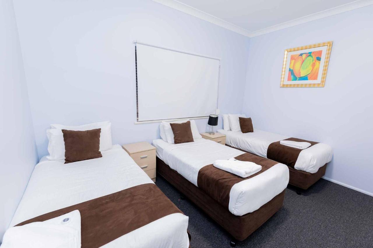 Bay Hotel Motel Bonnells Bay Esterno foto