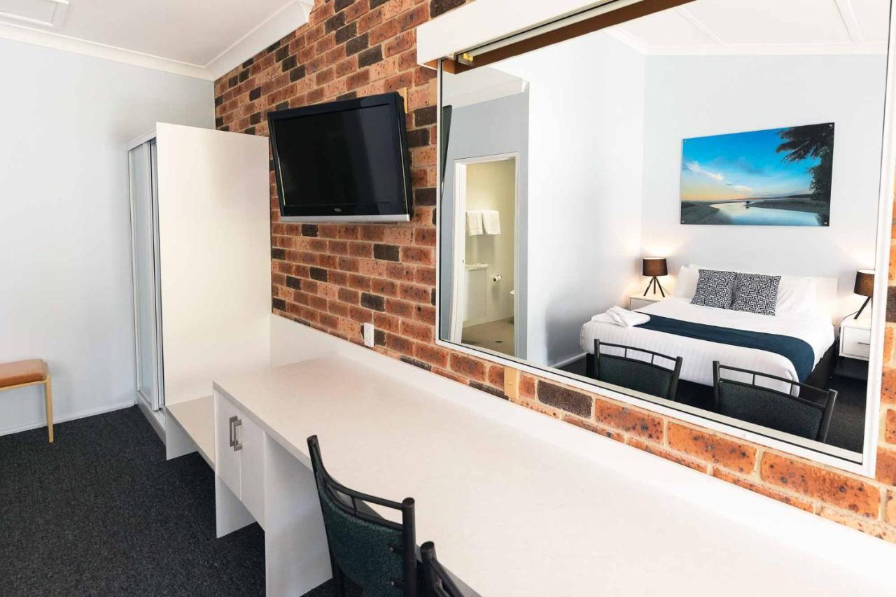 Bay Hotel Motel Bonnells Bay Esterno foto